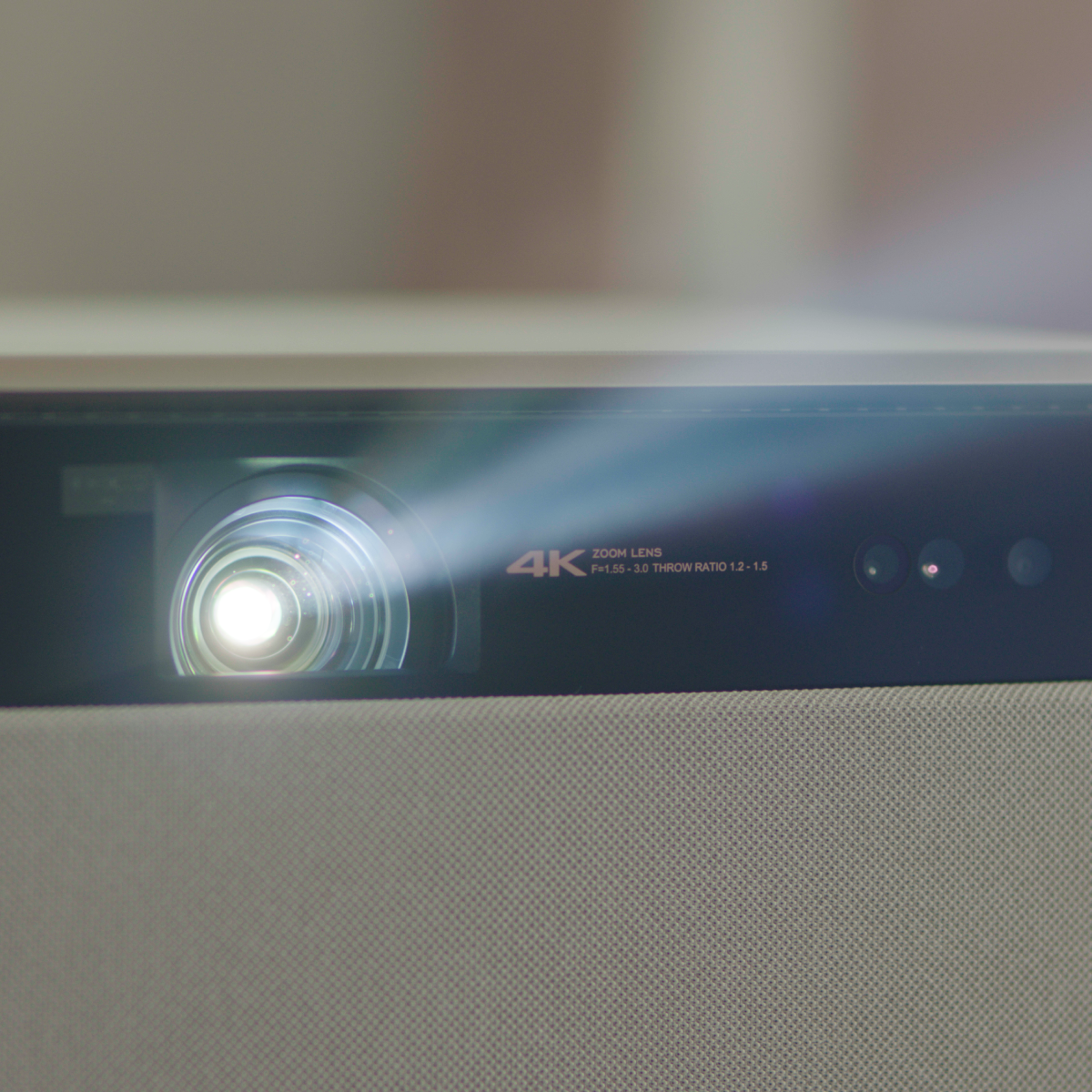 Definition of Optical Zoom in Projectors